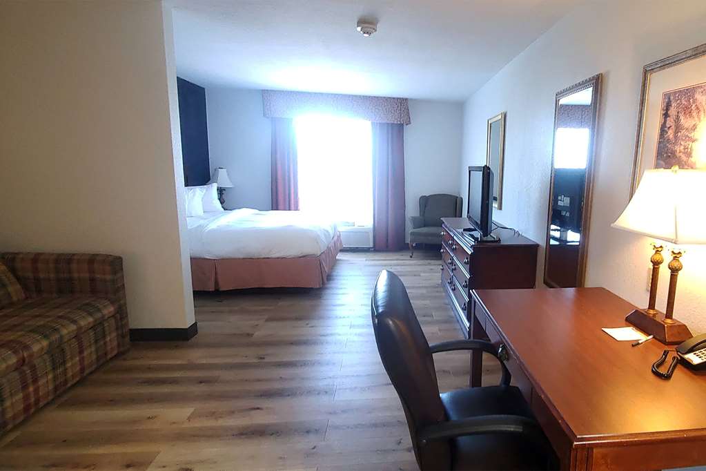 Wingate by Wyndham Youngstown Austintown - photo 9