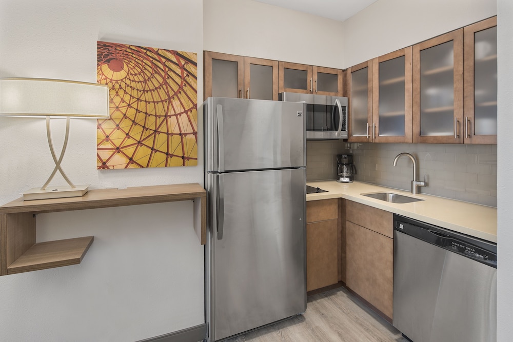 Staybridge Suites Florence Civic Center by IHG - photo 23