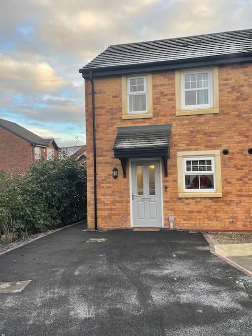 Tootle Drive — Longridge
