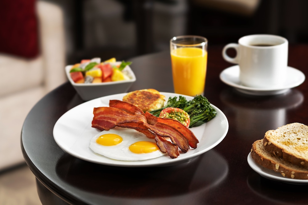 מזון ומשקאות