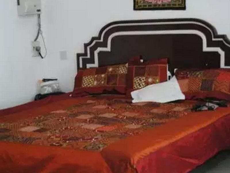 Dr Nisha’s Vedic Remedies in Kovalam, India