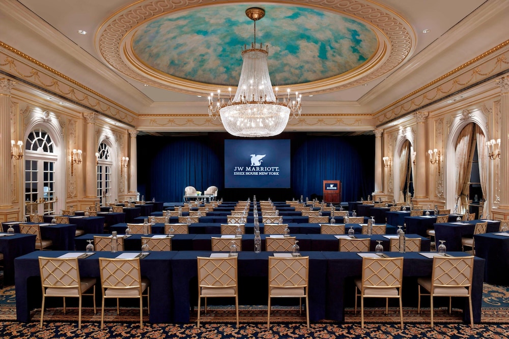 JW Marriott Essex House New York - photo 153
