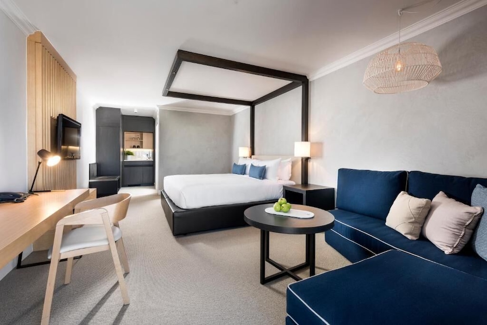 Tradewinds Hotel Fremantle — 4-Star Luxury Hotel in East Fremantle, Australia
