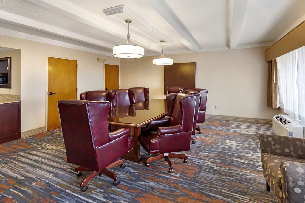 Best Western Plus Madison Huntsville Hotel - photo 31