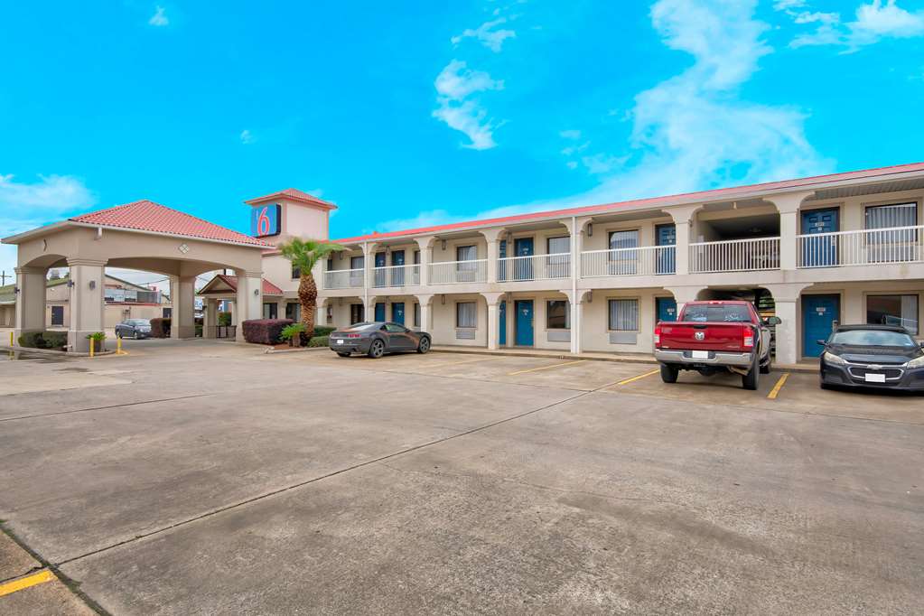 Motel 6 Sulphur LA - photo 2