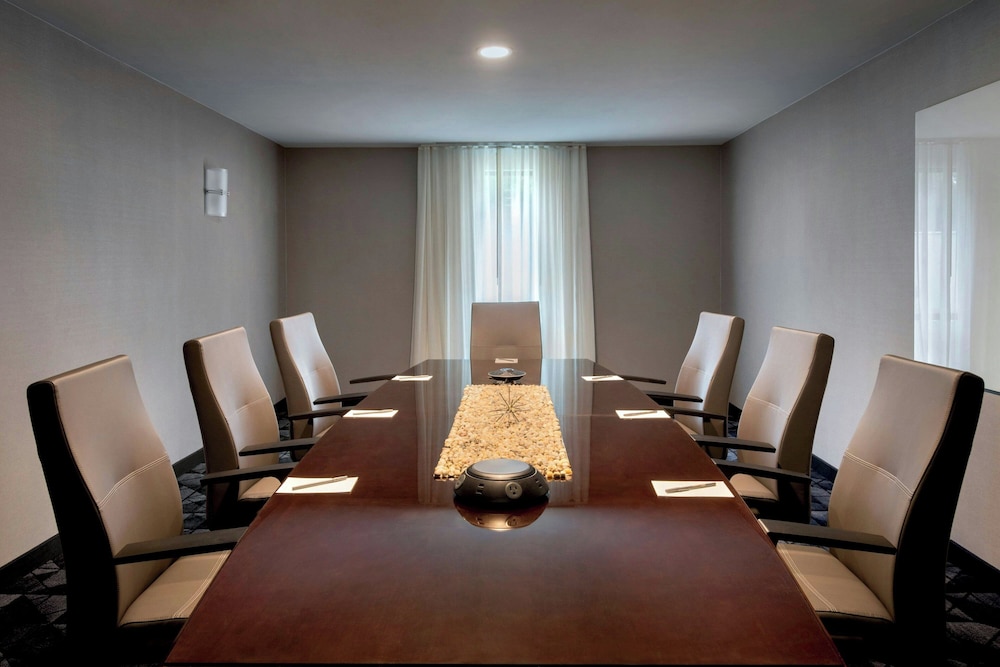 Courtyard by Marriott Paramus - photo 30