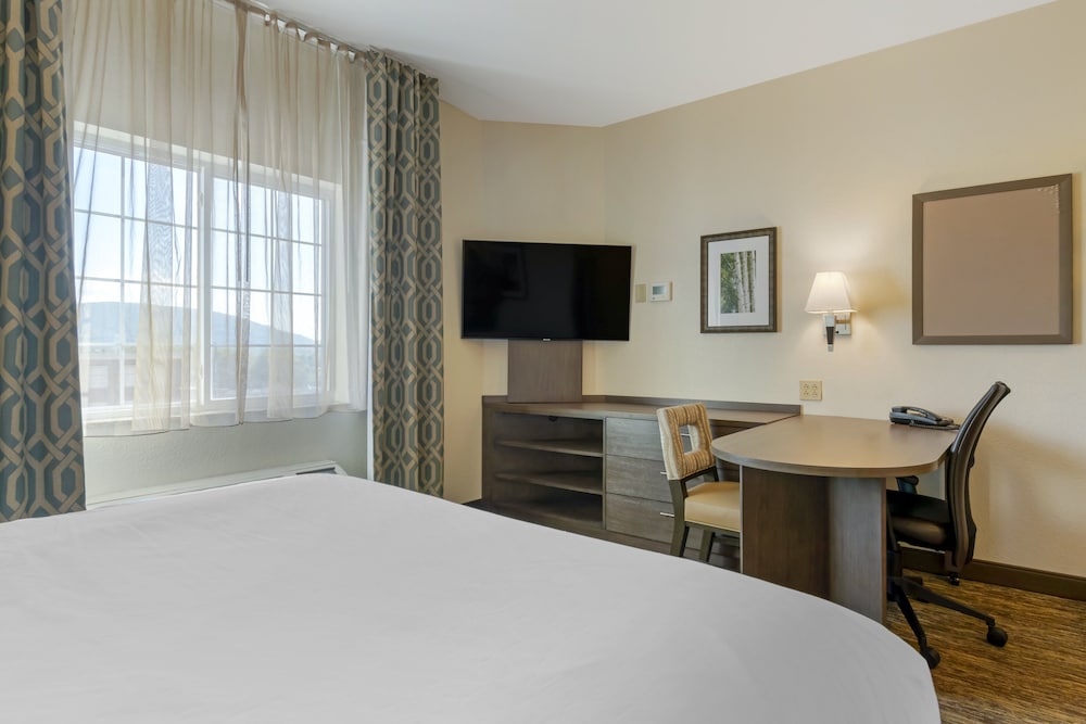 Candlewood Suites Reading by IHG - photo 7
