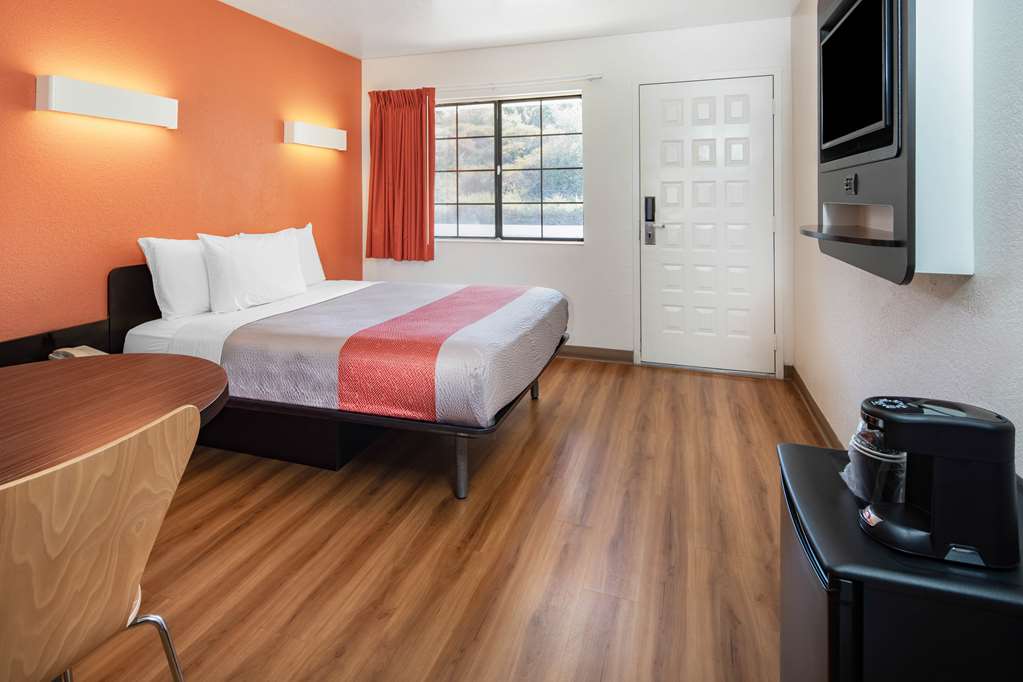 Motel 6 Thousand Oaks CA - photo 8