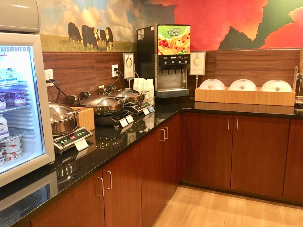 Fairfield Inn by Marriott Myrtle Beach Broadway at the Beach - photo 22