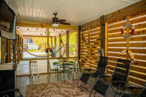 Nemo's Place by Oak Island Accommodations - photo 2