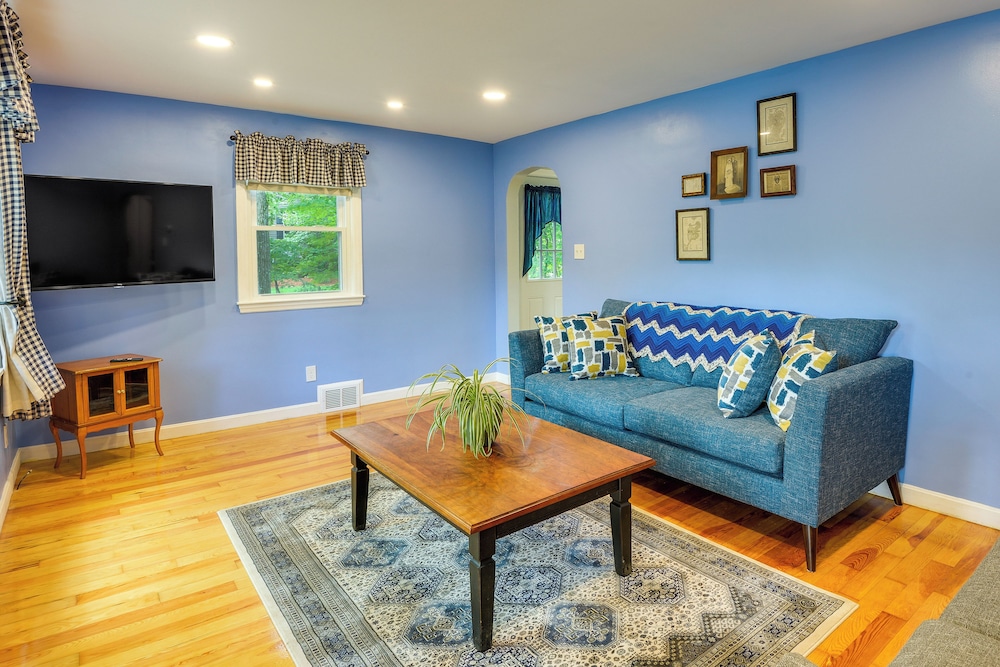 Dog Friendly Fitchburg Vacation Rental Hike And Ski 19220761 — Fitchburg
