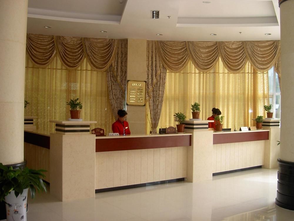 Penglai Xuefu Hotel — hotel in Penglai