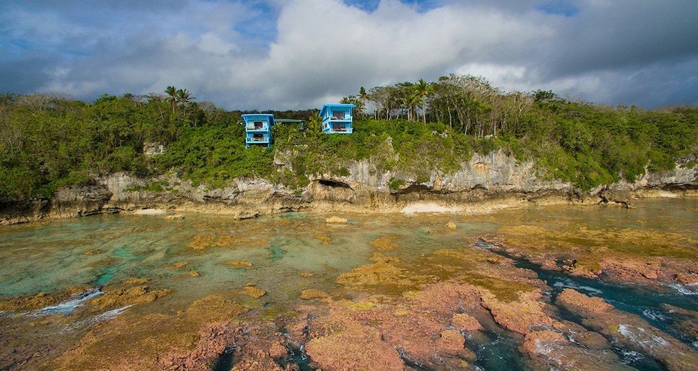 Lau’s Gateway — Alofi — photo 2