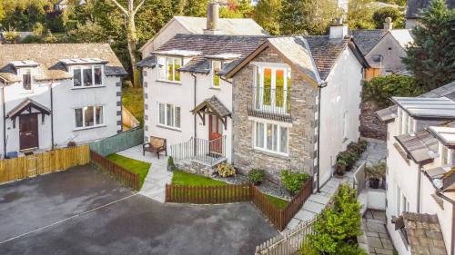 Abbotsgarth Heights - carbon neutral hotel in Windermere