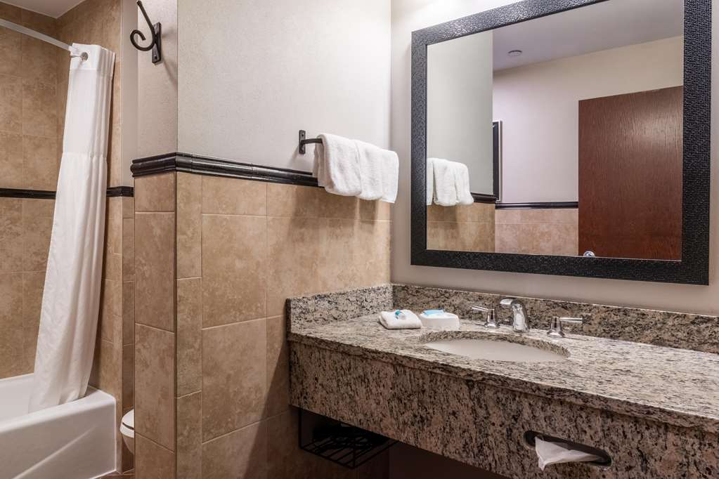 Drury Plaza Hotel Broadview Wichita - photo 72
