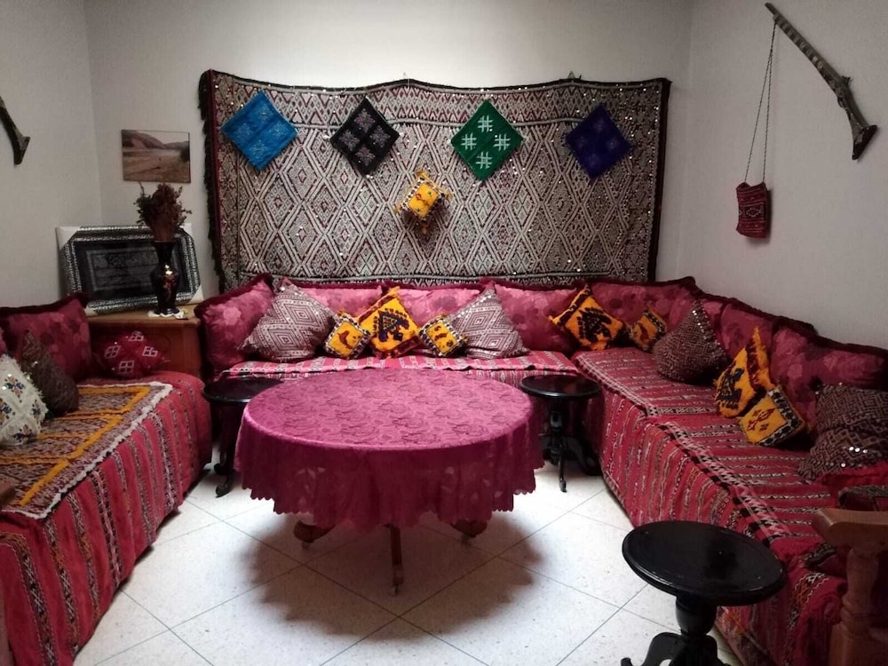 Hotel Azaghar — hotel in Khenifra