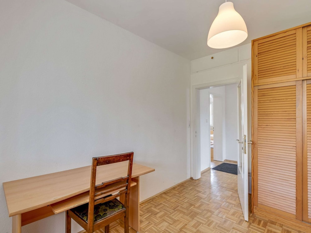 Charming Apartment in Fuldabruck with Garden — Lohfelden — photo 3