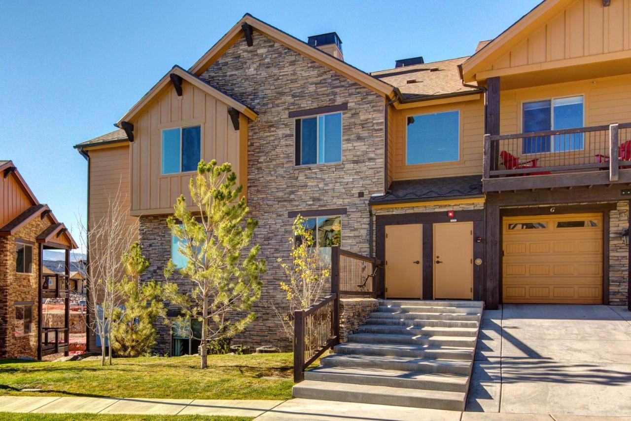Black Rock Ridge Unit L — 4-Star Luxury Hotel in Heber, United States
