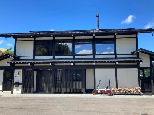 Kabuto Villas ー古民家ステイー — 4-Star Luxury Hotel in Takayama, Japan