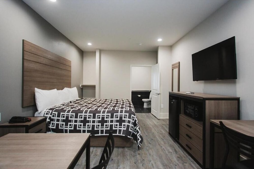 Palace Inn Conroe - photo 17