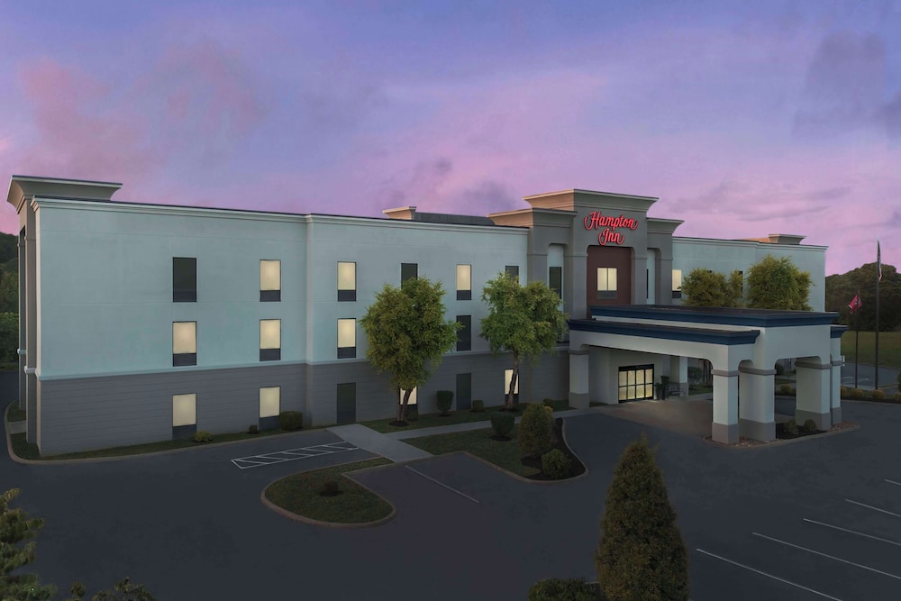 Hampton Inn Dandridge - photo 29