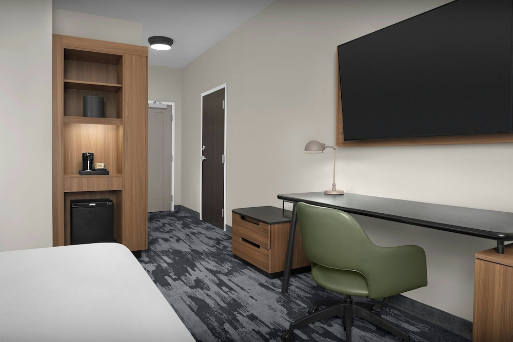 Fairfield by Marriott Inn & Suites Paris - photo 11