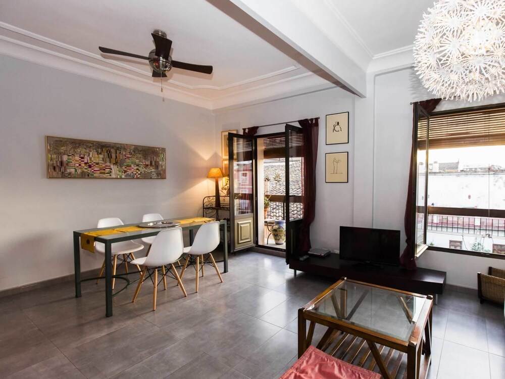 Total Valencia El Carmen — 4-Star Luxury Hotel in Valencia, Spain