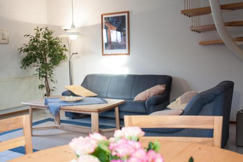 Haus Tjalk Ferienhaus Tjalk links — 4-Star Luxury Hotel in Norddeich, Germany