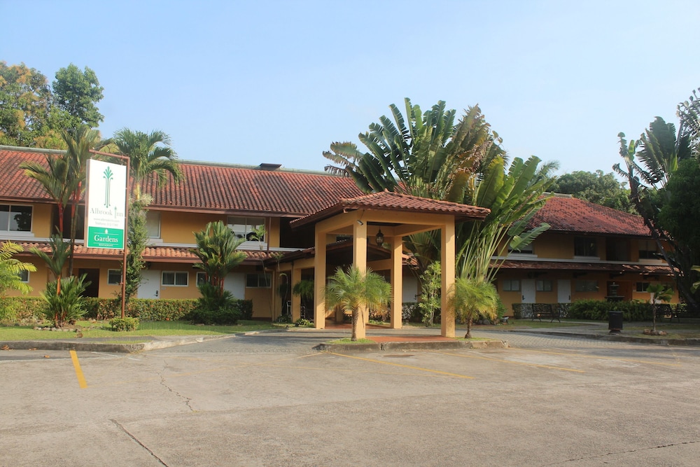 Albrook Inn - carbon neutral hotel in Panama