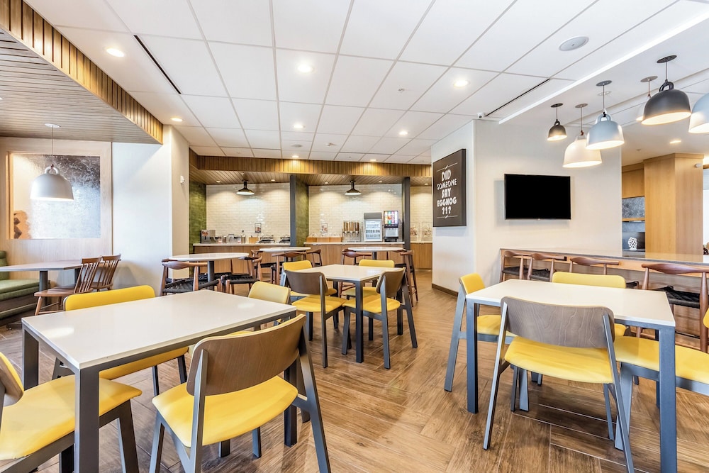 Fairfield Inn & Suites by Marriott Dallas Arlington South - photo 26
