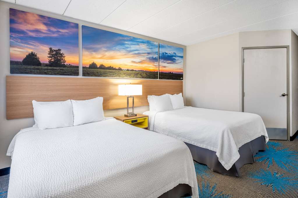 Days Inn by Wyndham Sioux Falls Airport - photo 28
