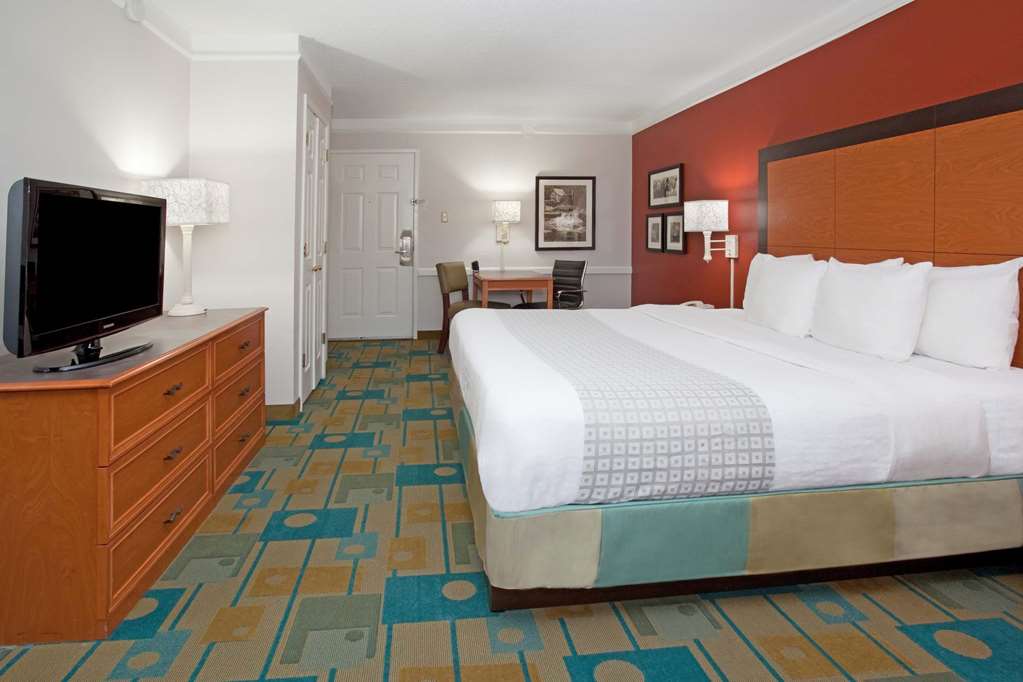 La Quinta Inn by Wyndham Cheyenne - photo 14