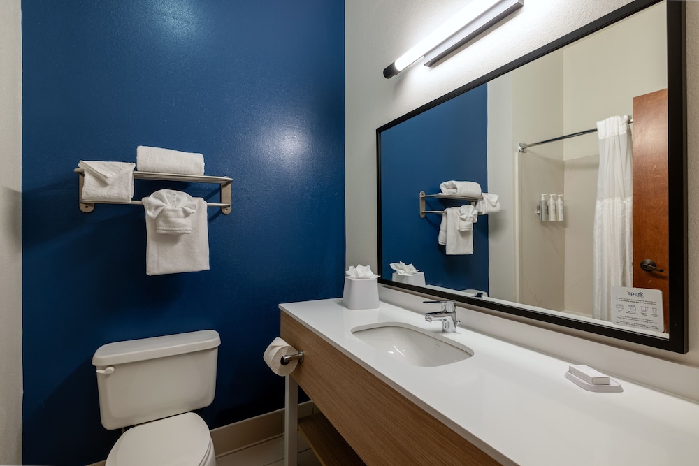 Spark by Hilton Savannah Airport - photo 16