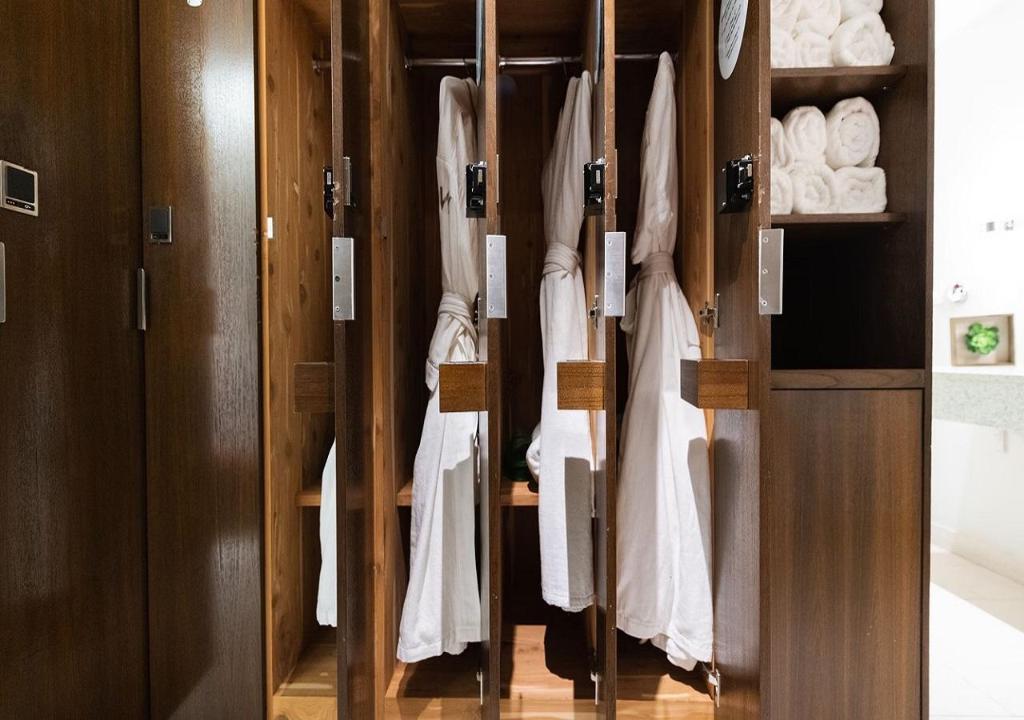 SuitesRUs At W Hotel Fort Lauderdale - photo 49