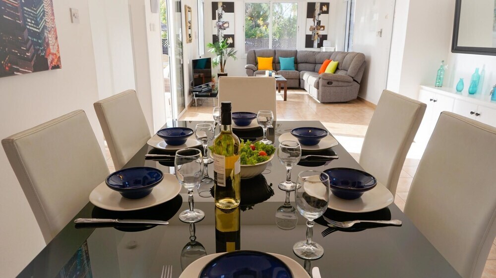 Villa Willow Mandali by Ezoria Villas