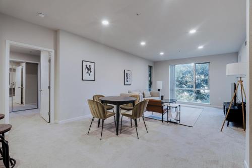 Blueground Santa Clara 2bd apartment SFO 1771 — 4-Star Luxury Hotel in Milpitas, United States