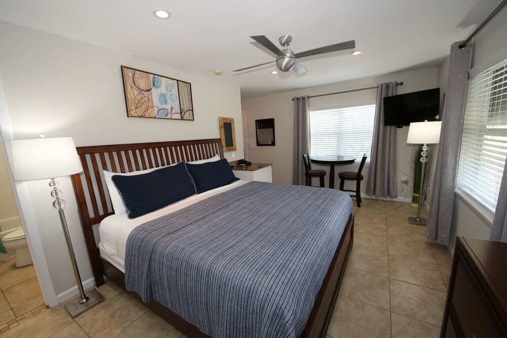 The Beach on Longboat Key by RVA - photo 19