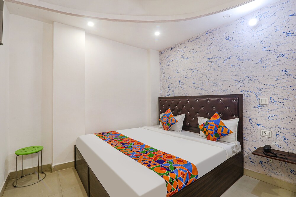 Fabexpress Victory - carbon neutral hotel in Lucknow