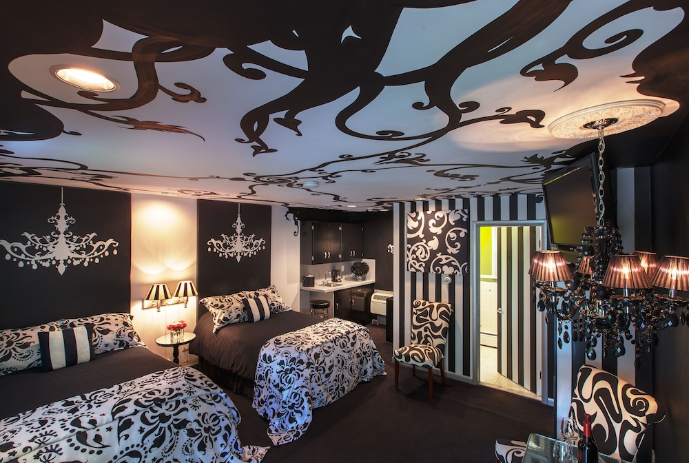 The Roxbury - photo 14