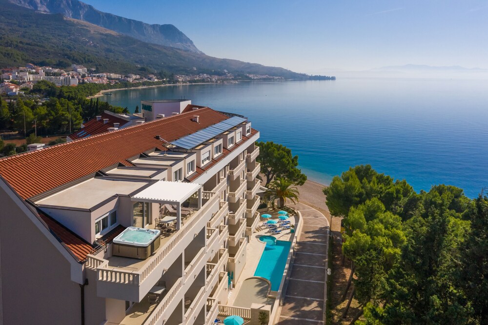 Tamaris — hotel in Tucepi