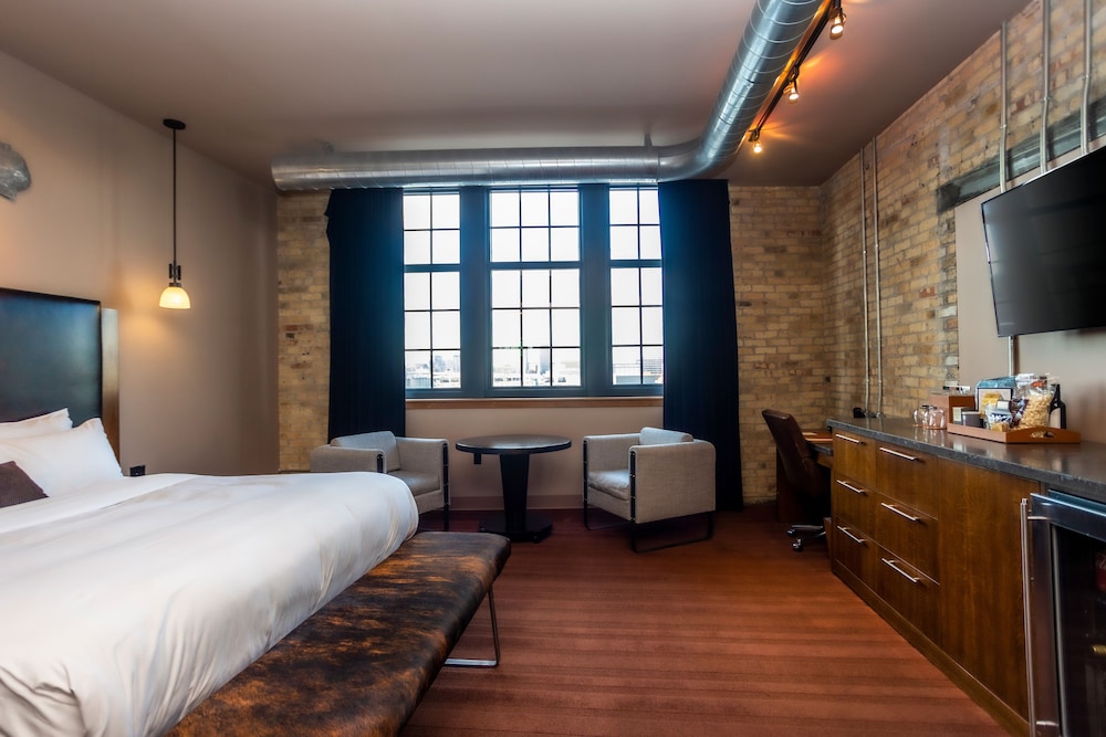 The Iron Horse Hotel - photo 93