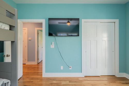 Paradise Pointe by Oak Island Accommodations - photo 47