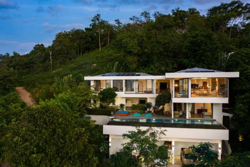 Villa Tosti — 5-Star Luxury Hotel in Koh Samui, Thailand