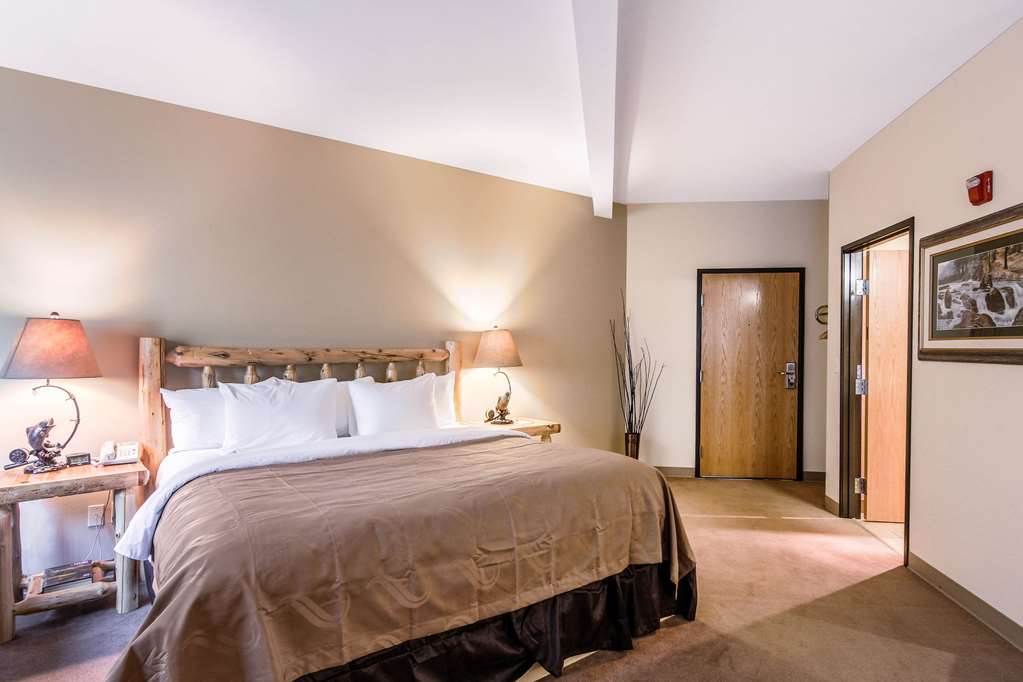 Quality Inn Selah North Park - photo 15
