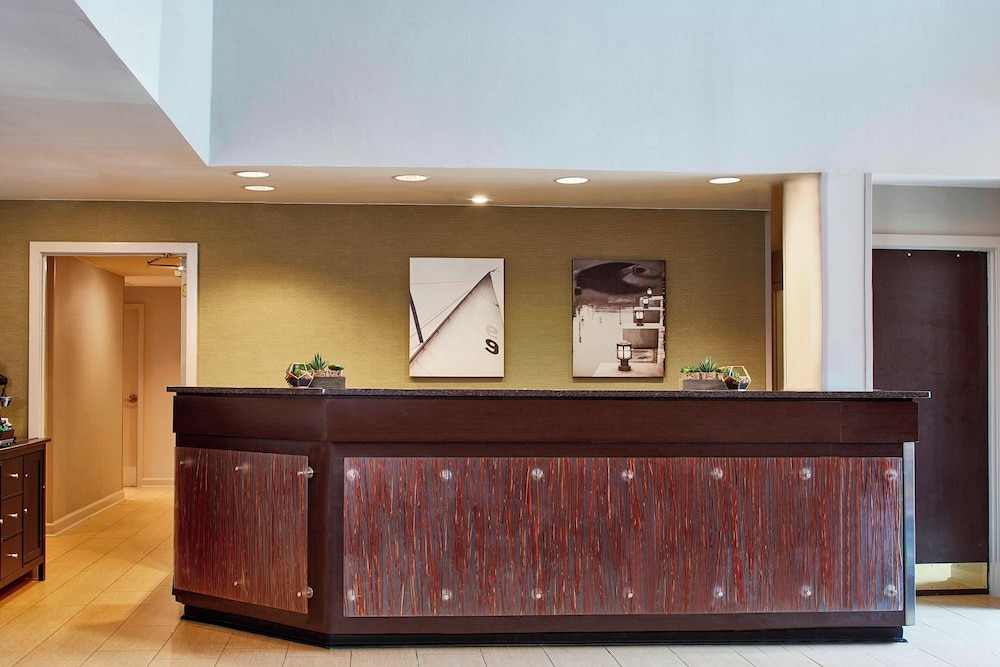 Residence Inn by Marriott Atlanta Airport North Virginia Ave - photo 4