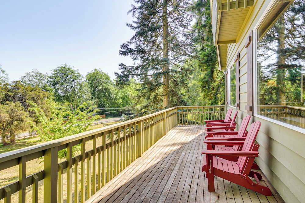 Langley Forest Cabin W Grill 2 Mi To Downtown 19769422 — Langley