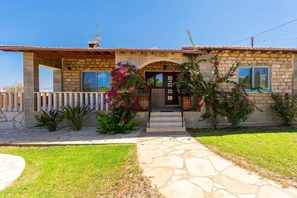 Villa Stone House