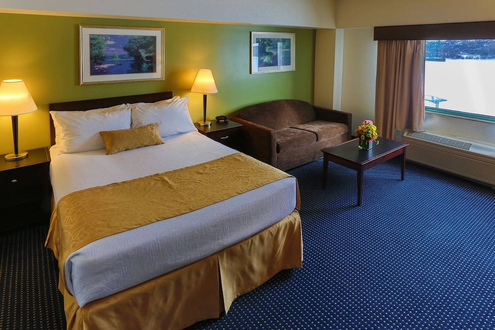 Grand Harbor Resort and Waterpark - photo 12