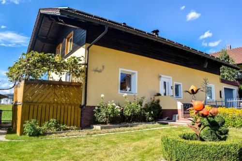 Ferienhaus Jakob — hotel in Lohberg