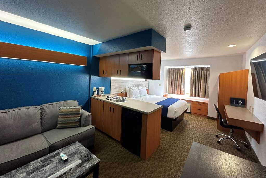 Microtel Inn & Suites by Wyndham Tomah - photo 14